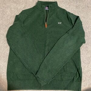 Vineyard Vines. Size Medium (12-14). Green sweater.